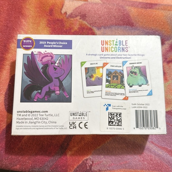 Unstable Unicorns 2nd Edition card game - Picture 4 of 6